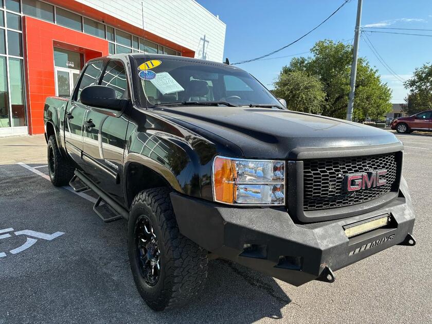 2011 GMC Sierra 1500 - Image 3