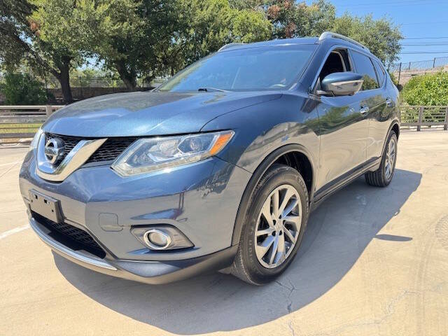 2015 Nissan Rogue - Image 1