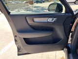 2025 Volvo XC40 - Preview 14