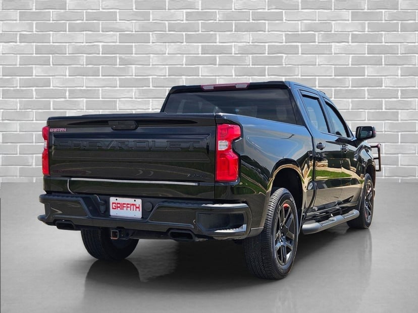 2022 Chevrolet Silverado 1500 LTD - Image 3