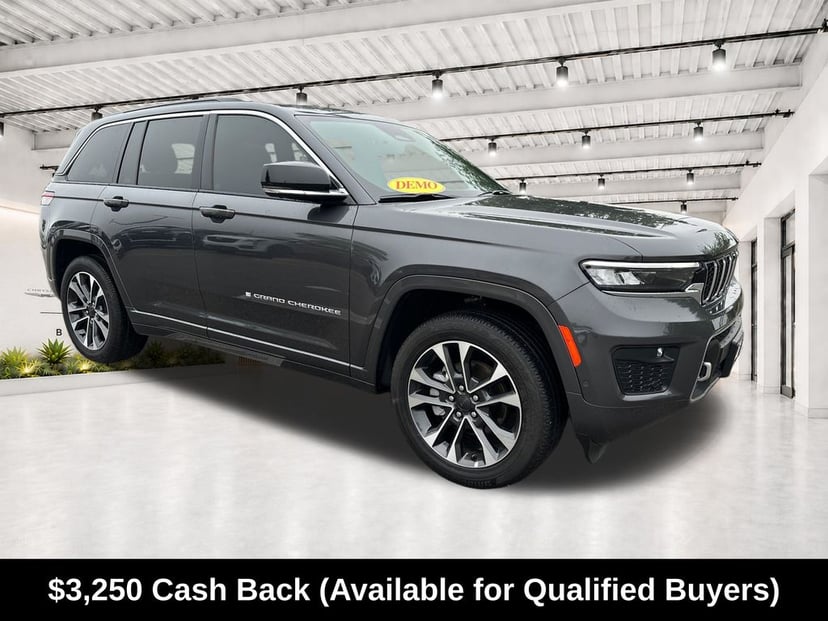 2025 Jeep Grand Cherokee - Image 1