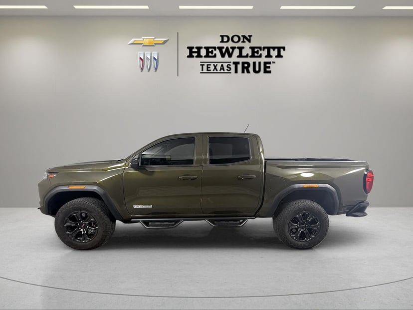 2025 GMC Canyon - Image 2