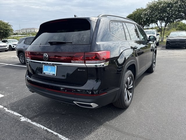 2026 Volkswagen Atlas - Image 2