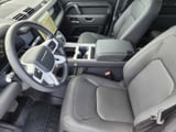 2026 Land Rover Defender - Preview 12
