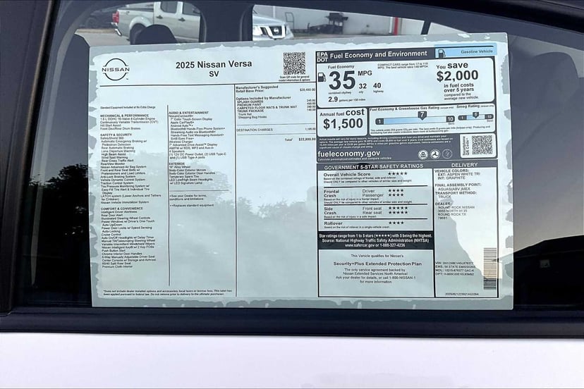 2025 Nissan Versa - Image 2