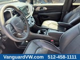 2026 Chrysler Pacifica - Preview 9