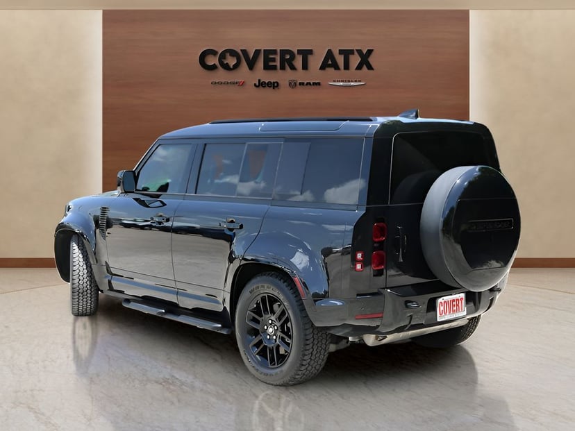 2025 Land Rover Defender 110 - Image 3