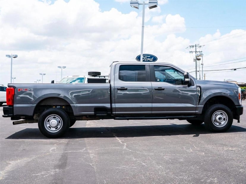 2024 Ford F-250 - Image 2