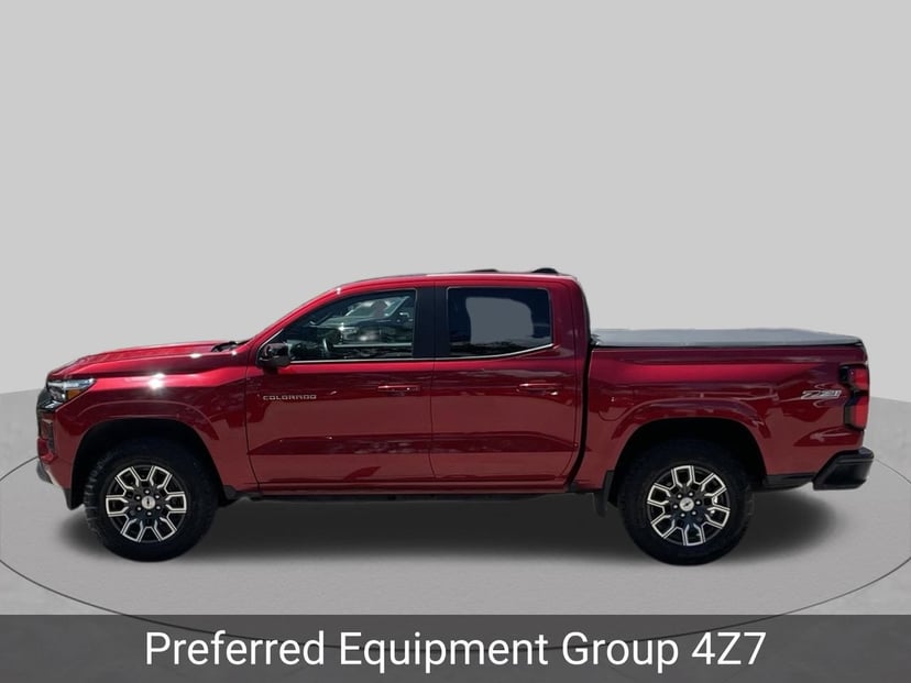 2023 Chevrolet Colorado - Image 2