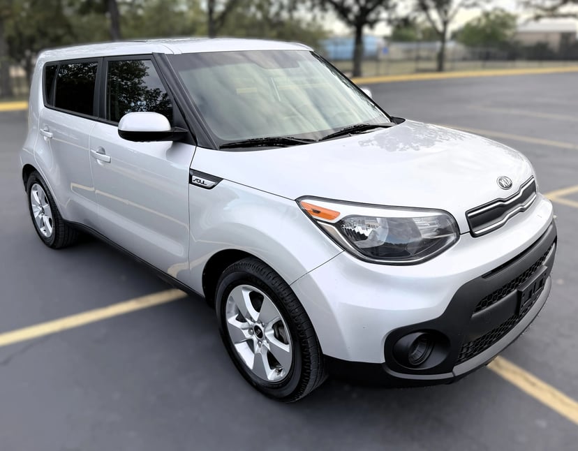 2017 Kia Soul - Image 1