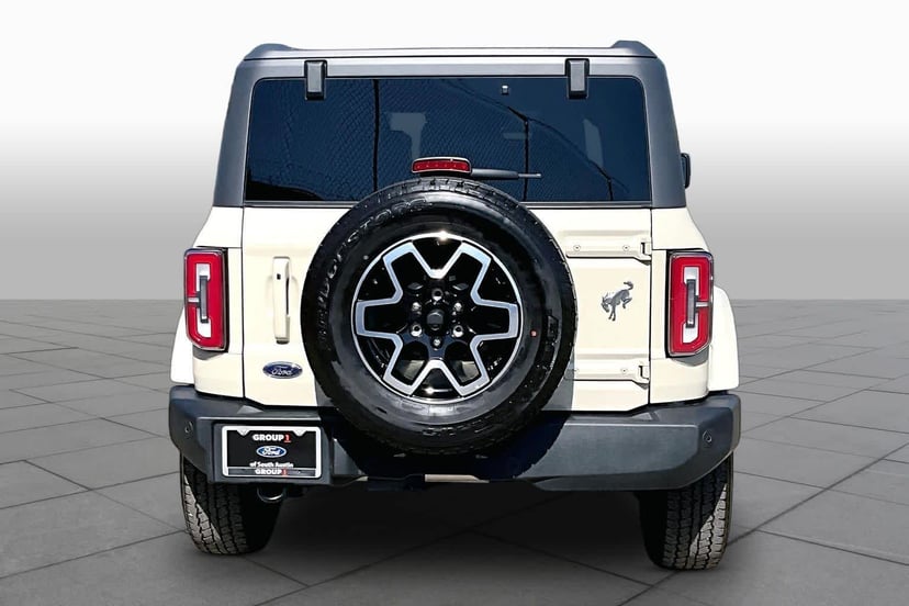2025 Ford Bronco - Image 2