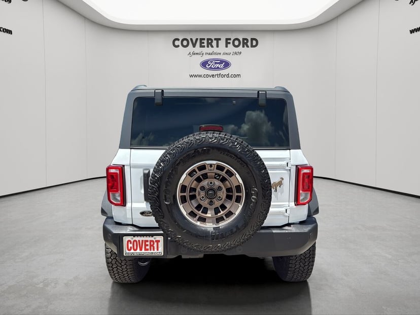 2026 Ford Bronco - Image 2