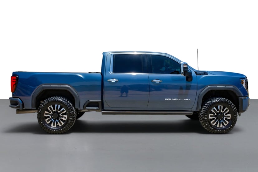 2025 GMC sierra-2500hd - Image 3