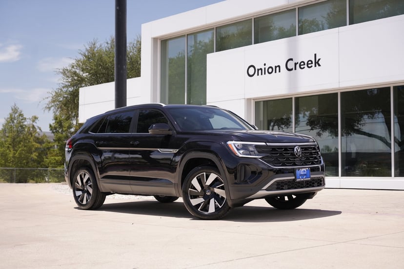 2026 Volkswagen Atlas Cross Sport - Image 1