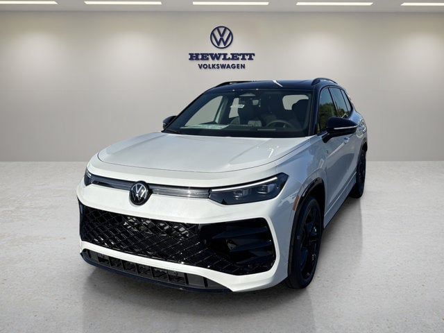 2026 Volkswagen Tiguan - Image 1