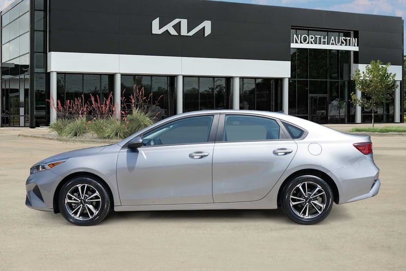2024 Kia Forte - Image 2