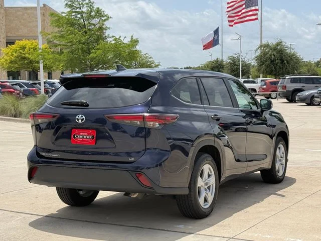 2025 Toyota Highlander - Image 3