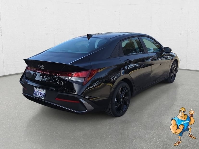 2026 Hyundai Elantra - Image 2