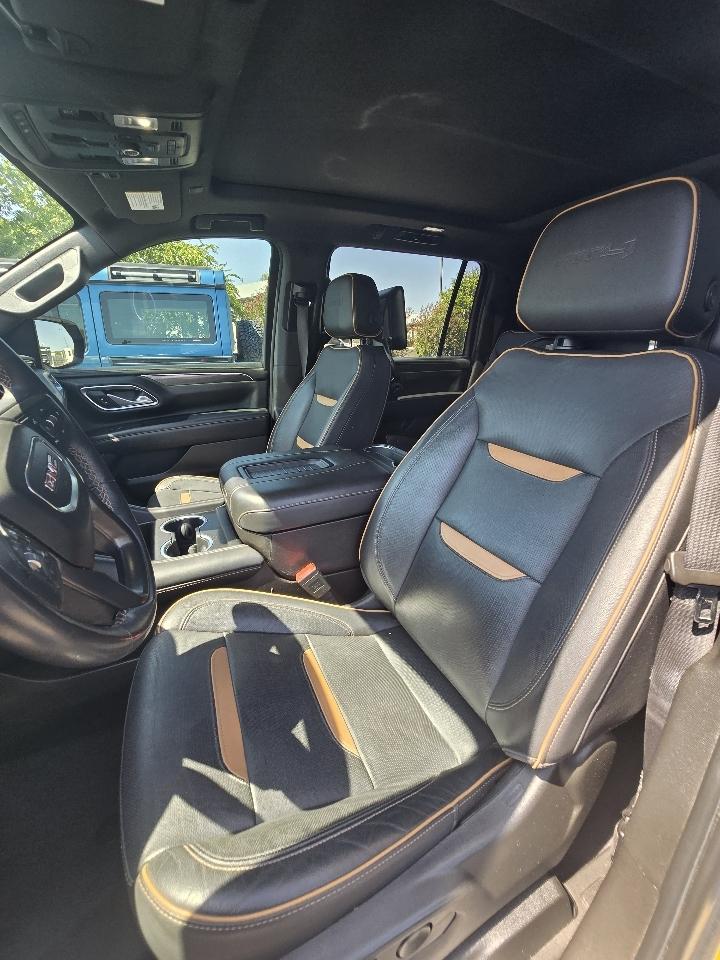 2021 GMC Yukon XL - Image 2