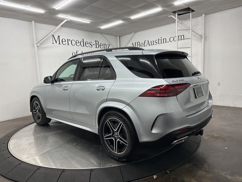2026 Mercedes-Benz GLE - Image 1