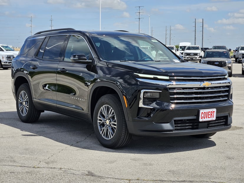 2026 Chevrolet Traverse - Image 2