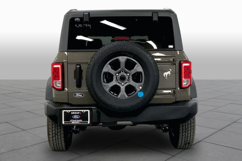 2026 Ford Bronco - Image 3