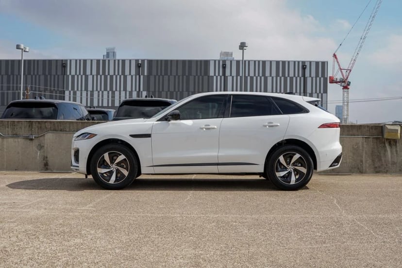 2026 Jaguar F-PACE - Image 2