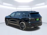 2027 Chevrolet Traverse - Preview 3