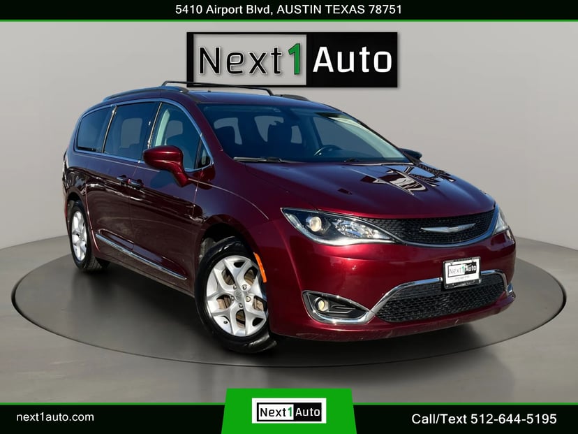 2018 Chrysler Pacifica - Image 1