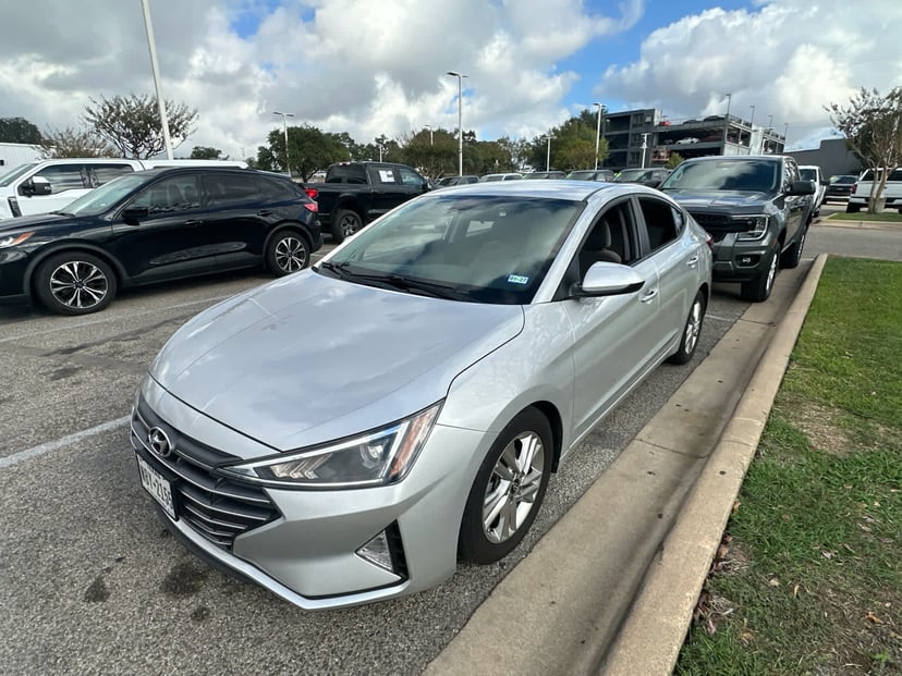 2019 Hyundai Elantra - Image 1