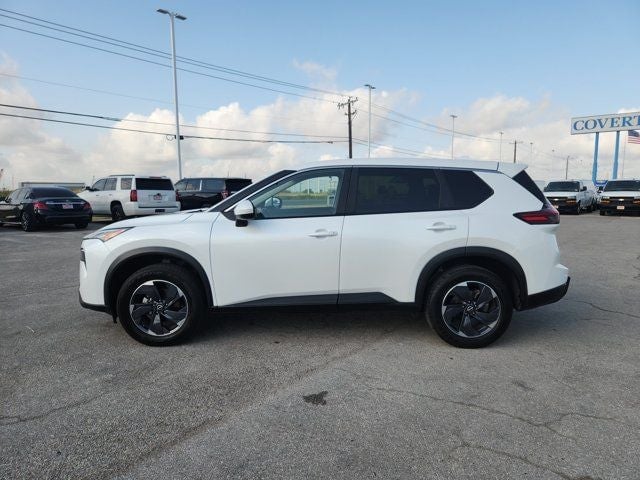 2025 Nissan Rogue - Image 2