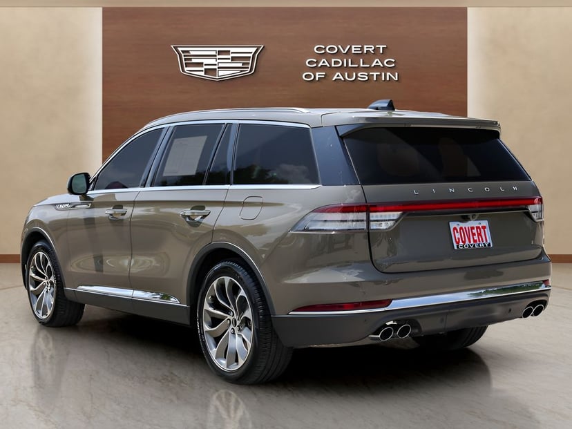 2025 Lincoln Aviator - Image 2