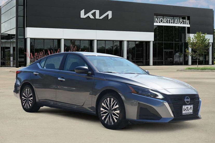 2025 Nissan Altima - Image 1