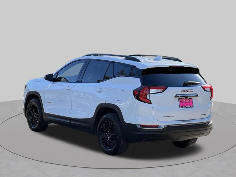 2026 GMC Terrain - Image 2
