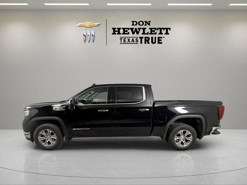 2025 GMC Sierra 1500 - Image 2