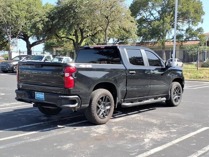 2024 Chevrolet Silverado 1500 - Image 2