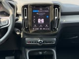 2026 Volvo XC40 - Preview 11