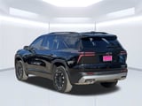 2027 Chevrolet Traverse - Preview 3