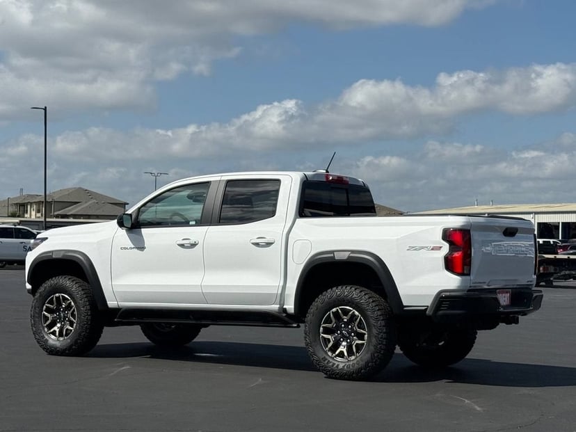 2026 Chevrolet Colorado - Image 3