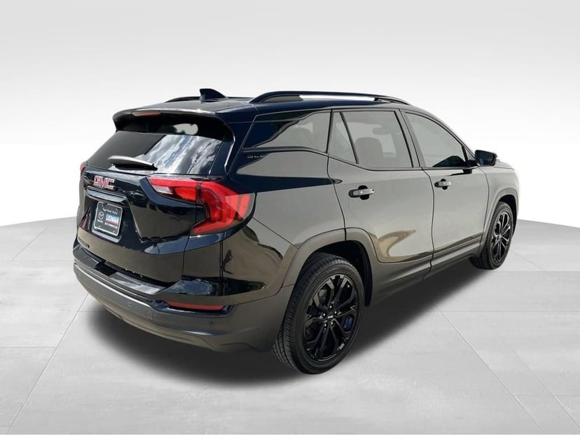 2021 GMC Terrain - Image 3