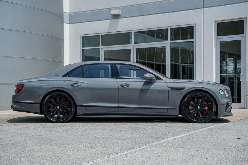 2025 Bentley Flying Spur - Image 3