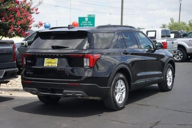 2026 Ford Explorer - Image 2