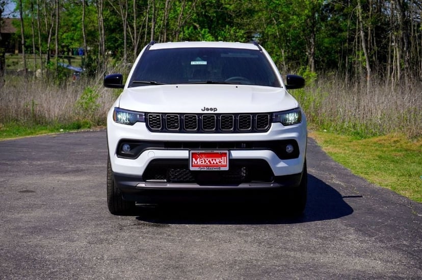 2026 Jeep Compass - Image 2