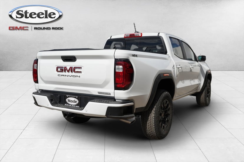 2026 GMC Canyon - Image 2