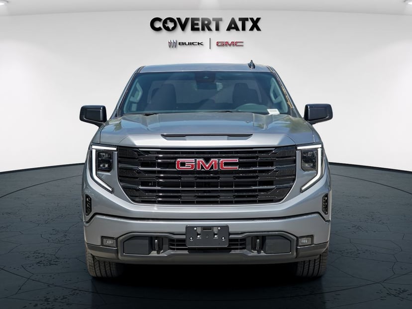 2026 GMC Sierra - Image 2