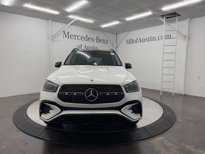 2026 Mercedes-Benz GLE - Image 3