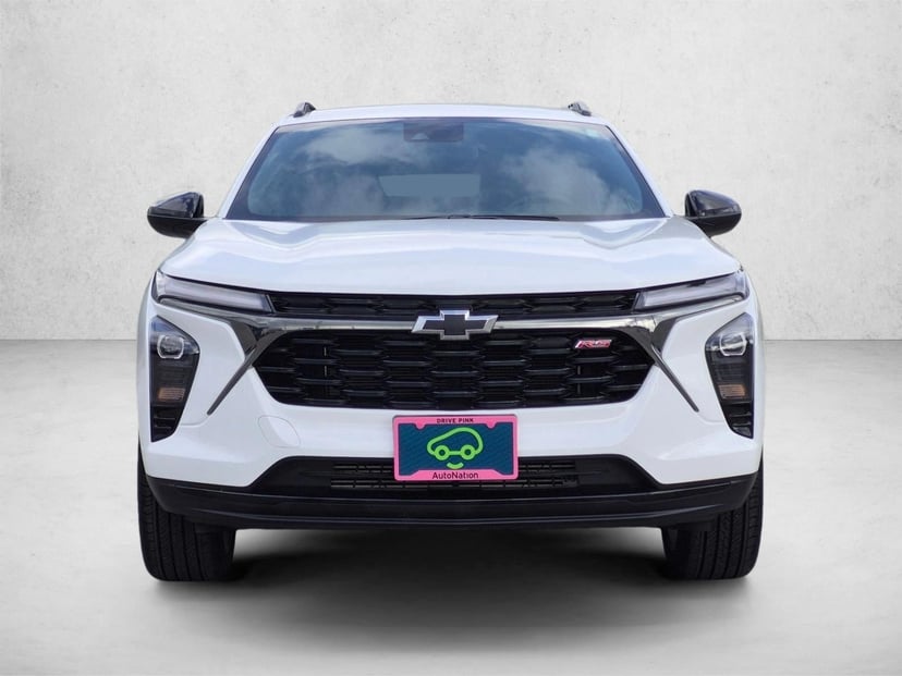 2025 Chevrolet Trax - Image 2