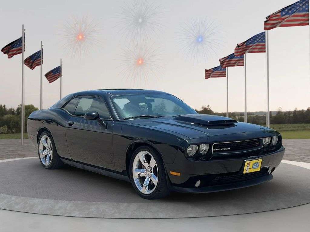 2012 Dodge Challenger - Image 1