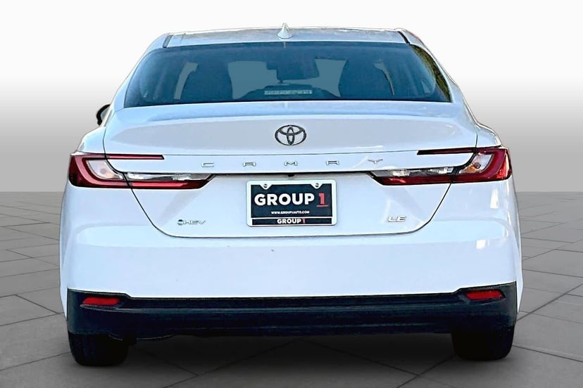 2025 Toyota Camry - Image 3