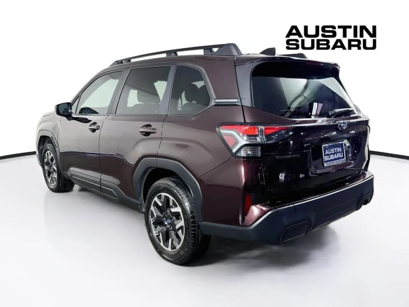 2026 Subaru Forester - Image 3